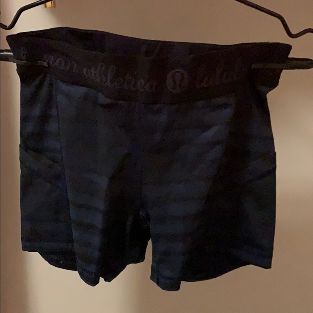 lululemon spandex with pocket. size 6